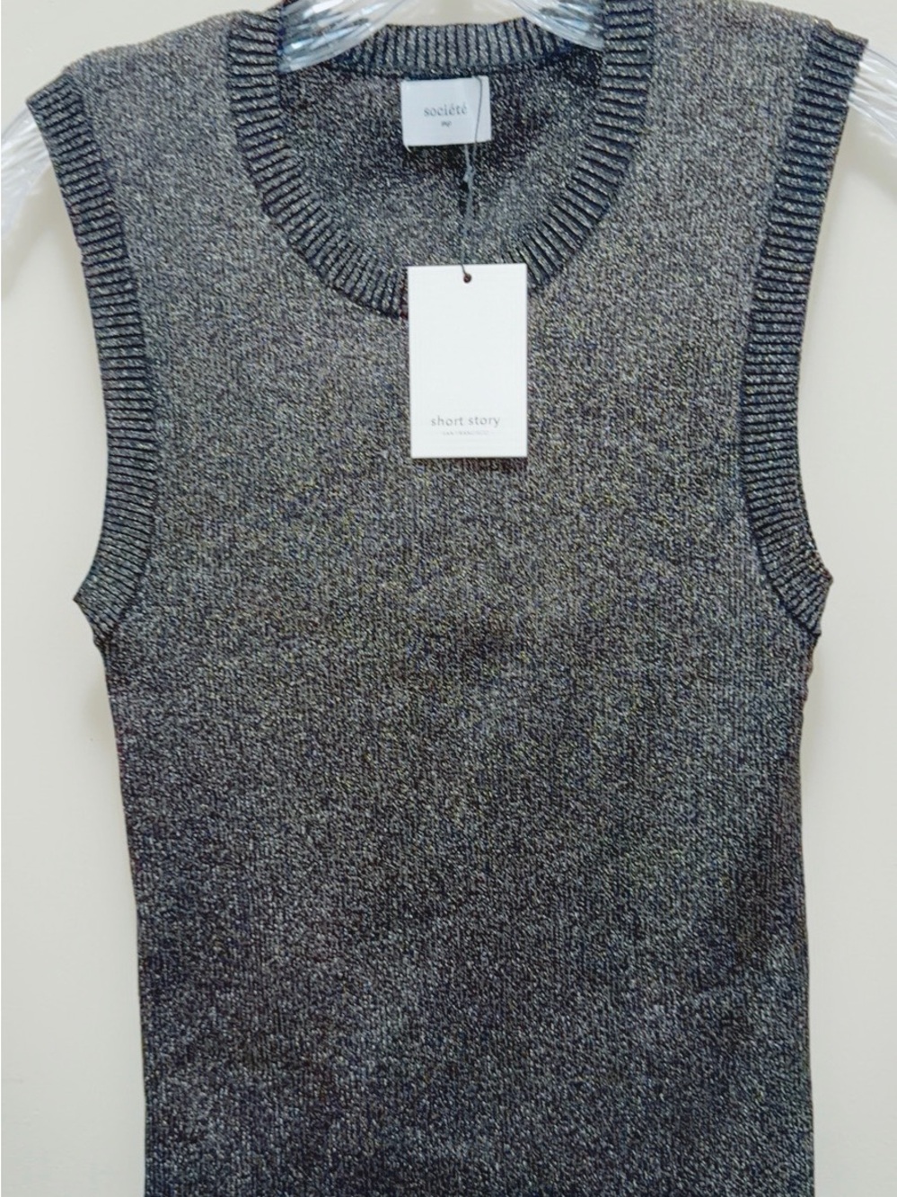 Short Story Women’s Gray Ribbed Knit Sleeveless Sweater